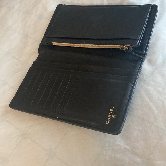 Chanel Camellia wallet - Picture 14 of 14